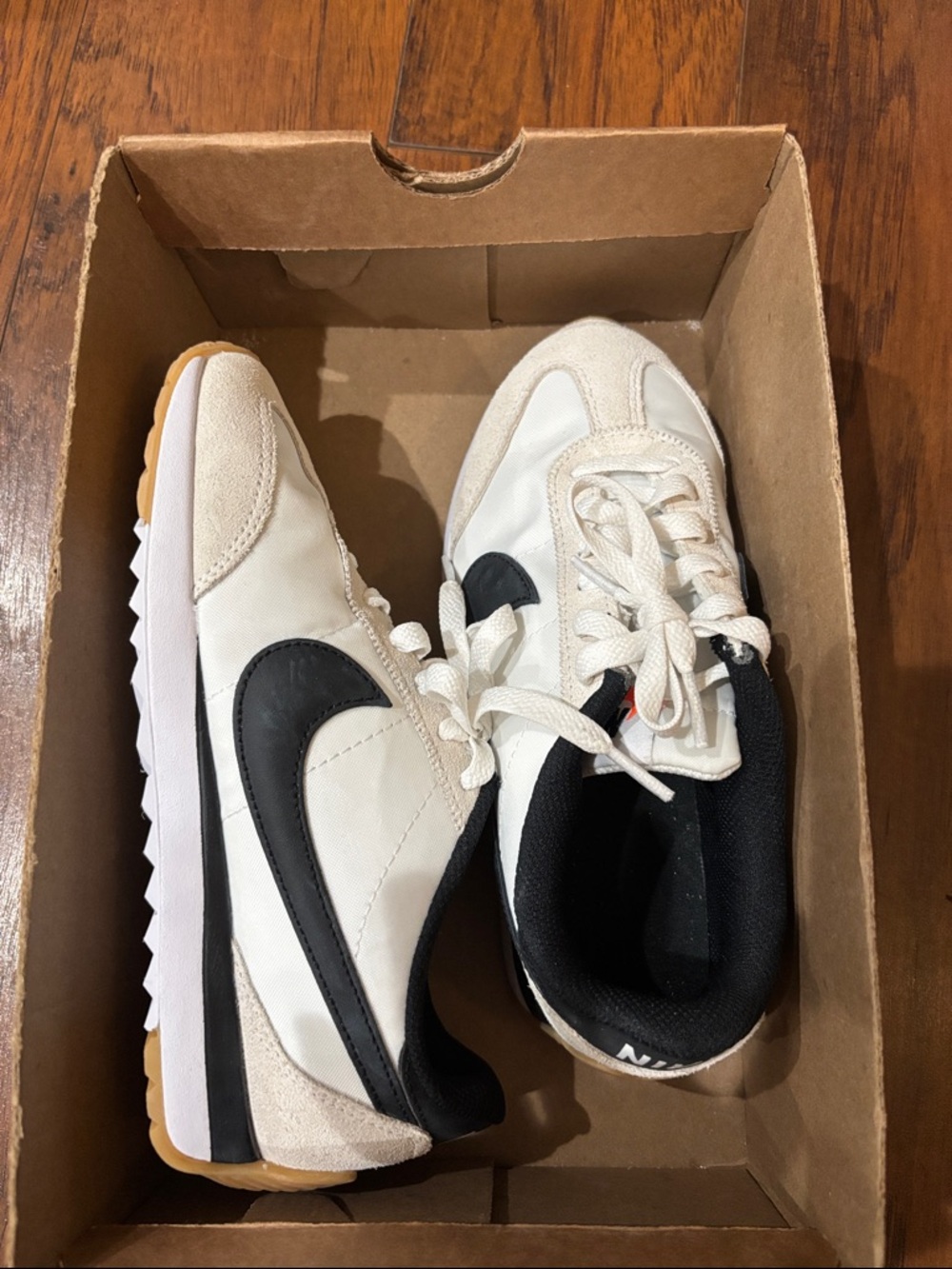 West Nike Pacific Cream and Black Low-Top Retro Runner Sneakers